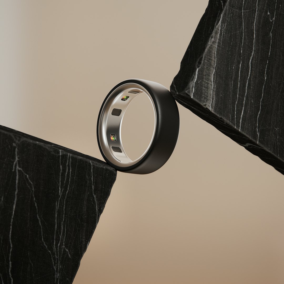 Oura Ring 4 Stealth Size 8